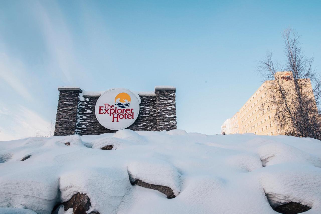 The Explorer Hotel Yellowknife Exterior foto